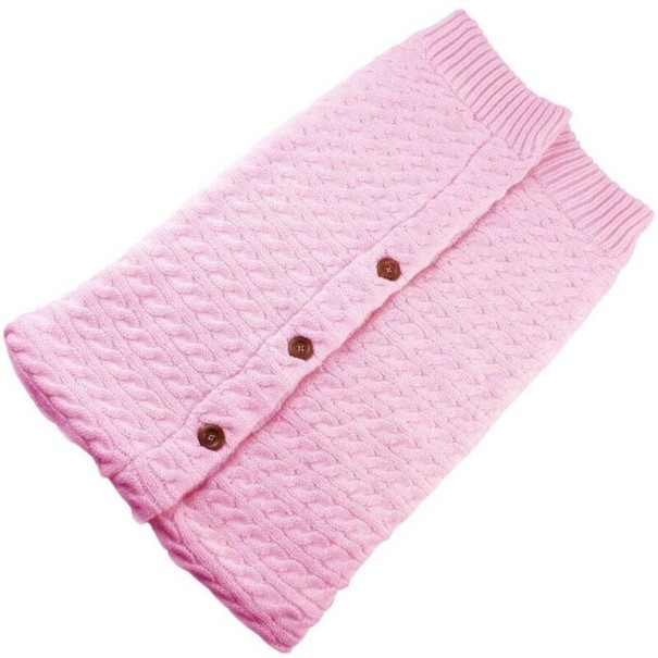 Geacă tricotată din lână cu nasturi E435 roz