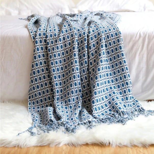 Gebreide deken met kwastje 130 x 200 cm N976 blauw