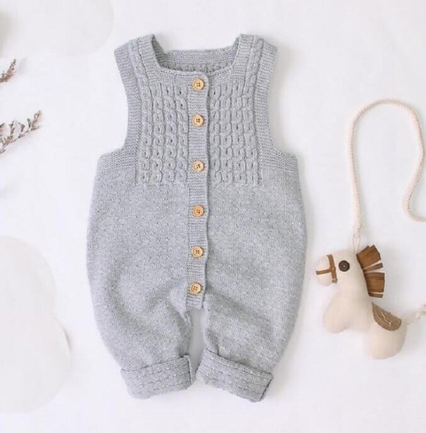 Gebreide jumpsuit voor baby's T2740 grijs 12-24 maanden