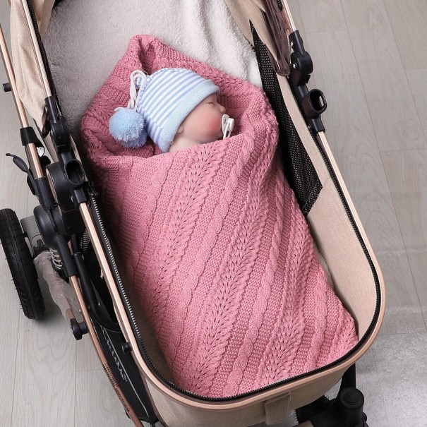 Gebreide kinderdeken E474