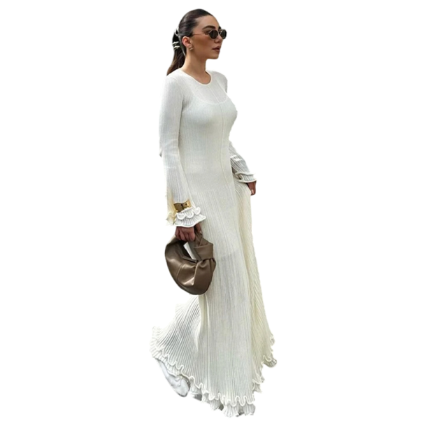 Gebreide witte jurk met lange mouwen Lange geribbelde jurk met vetersluiting op de rug Elegante geplooide zomen Maxi-jurk met diep decolleté