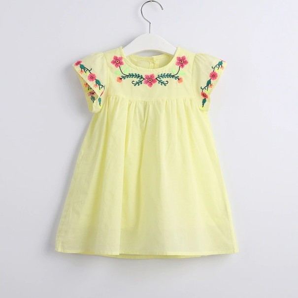 Gelbes Mädchenkleid 3