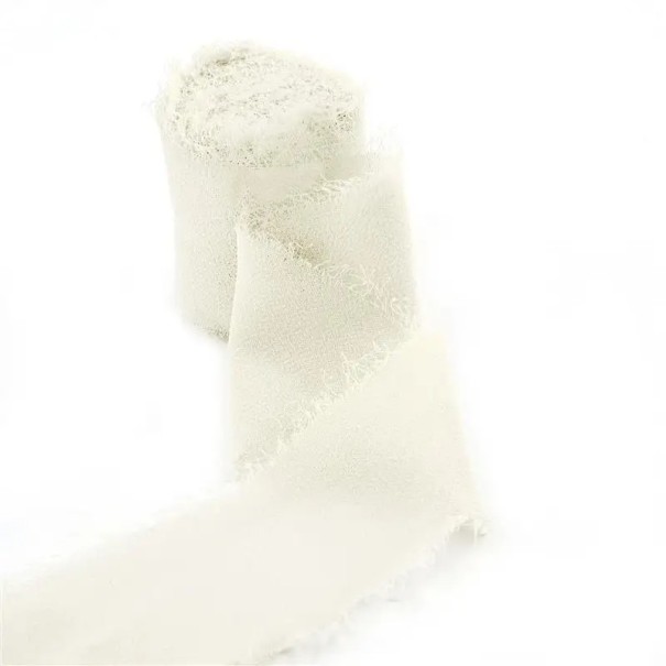 Gerafelde Chiffon Lint 5 m Decoratief Lint voor Geschenken Vintage Lint voor Bruiloftsdecoratie Handgemaakte Creatieve Arrangement Elegante Decoratie crème