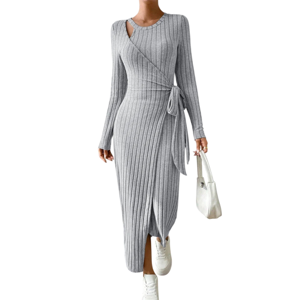 Geribbelde gebreide jurk met lange mouwen en riem Elegante stretch midi-jurk met split en asymmetrische halslijn grijs L