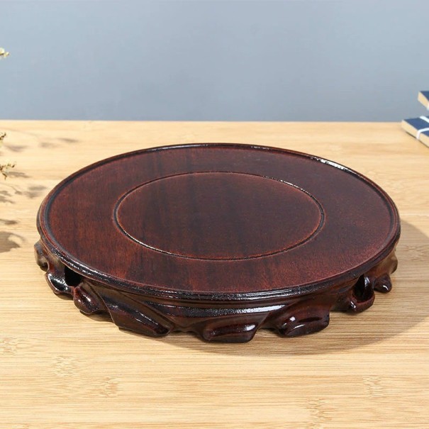 Geschnitzter Holzsockel 18 cm