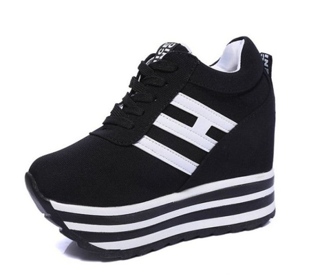 Gestreifte Damen-Sneaker schwarz 35