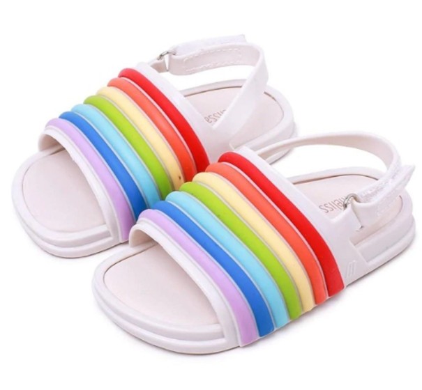 Gestreifte Sandalen für Kinder creme 25