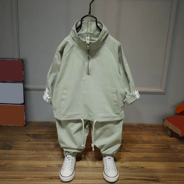 Giacca e pantaloni da bambino L1611 verde chiaro 8