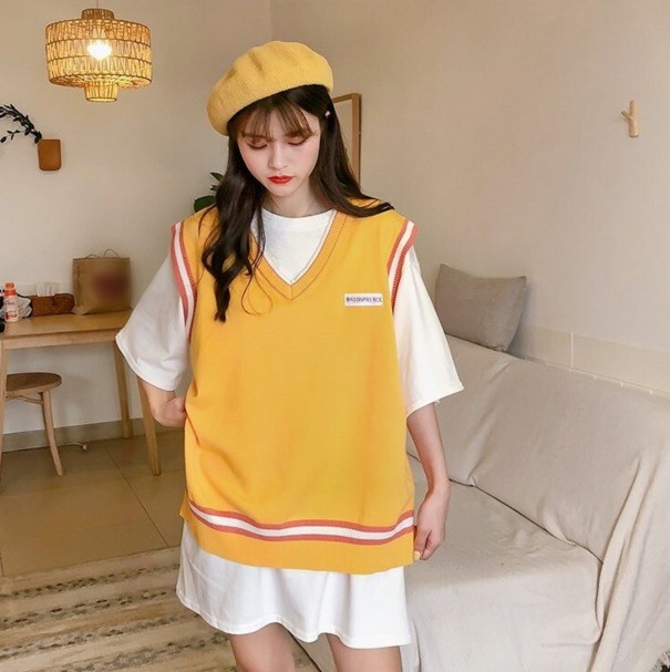 Gilet lavorato a maglia da donna A2349 senape