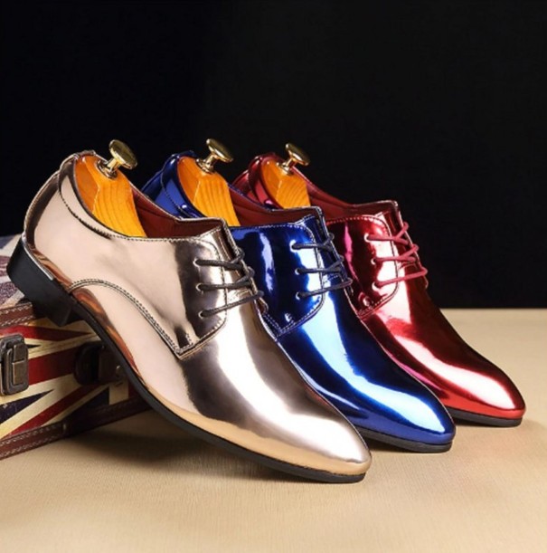Glanzende lage herenschoenen J2128
