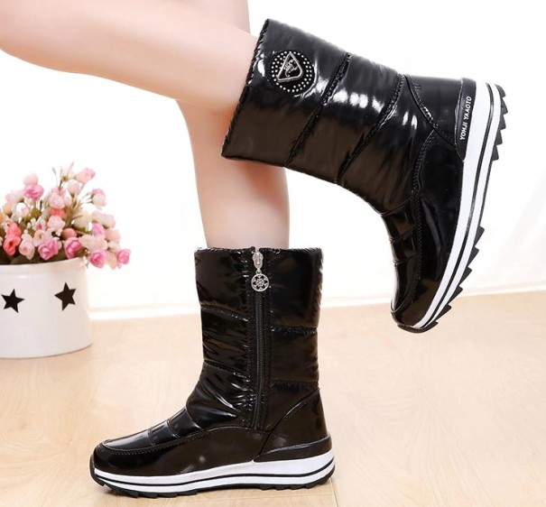 Glänzende Winterstiefel für Damen J1736 schwarz 38