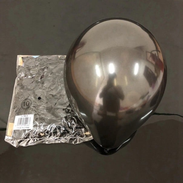 Globos de látex 50 unidades para fiestas y celebraciones Superficie brillante y tamaño aprox. 25 cm al inflar Para decoración y ramos negro