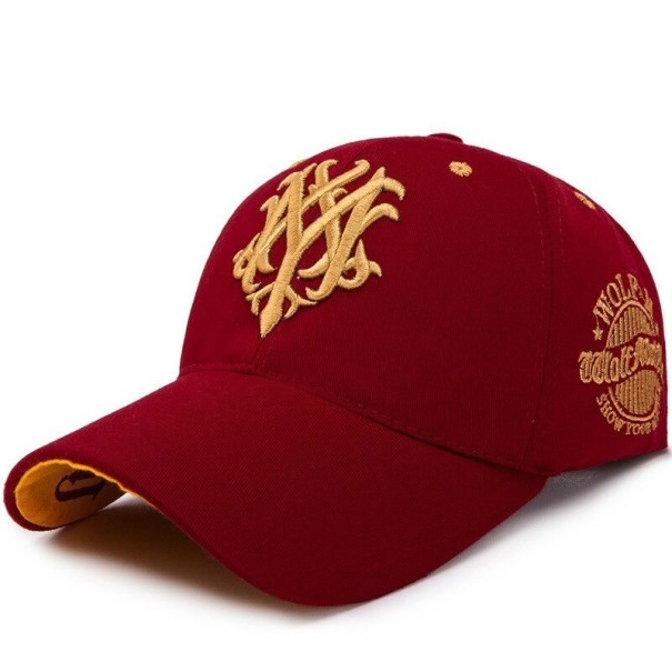 Gorra con la inscripción C986 6