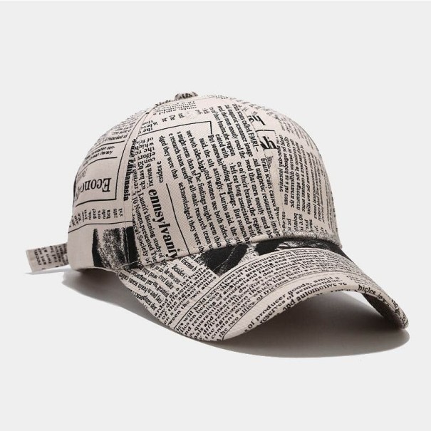 Gorra con temática de periódico crema