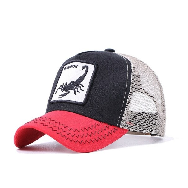 Gorra de camionero con animal 4
