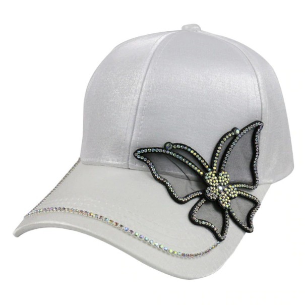 Gorra de mujer con mariposa blanco