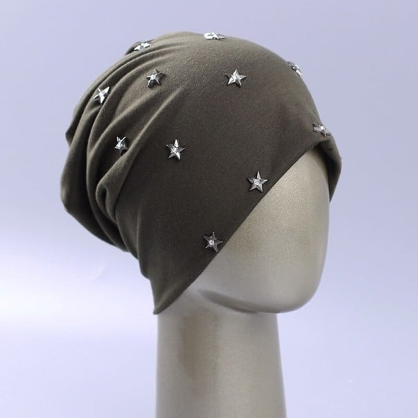 Gorra de mujer estilo beanie con estrellas plateadas Corte suelto y fluido Mezcla de poliéster y algodón Contorno de cabeza de 54 a 59 verde militar