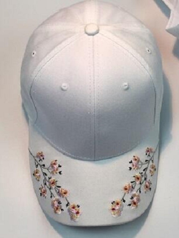 Gorra feminina com flores T20 branco