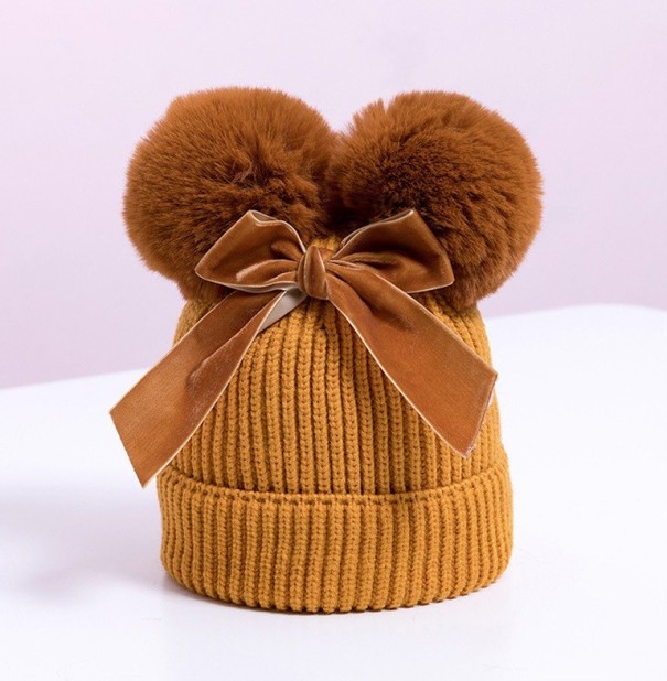 Gorro de Inverno para Crianças com Pompons A498 castanho claro