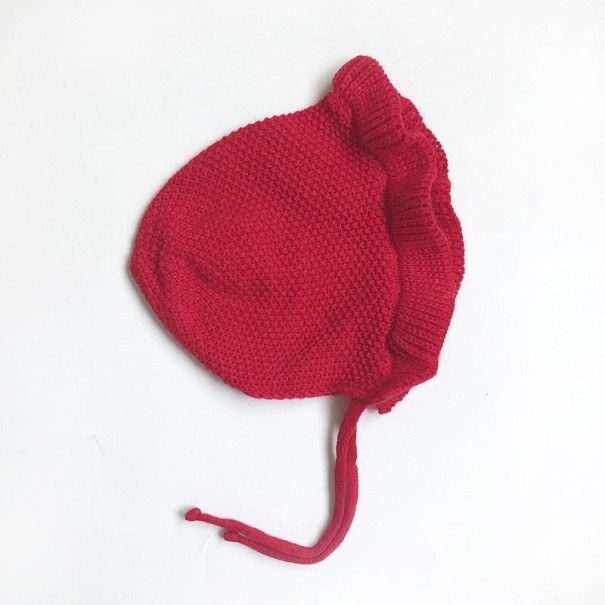 Gorro de malha para menina com volantes vermelho