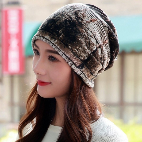 Gorro de mujer con estampado de bosque J492 marrón