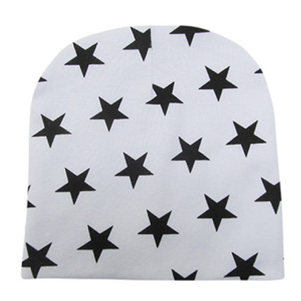 Gorro infantil con estrellas blanco