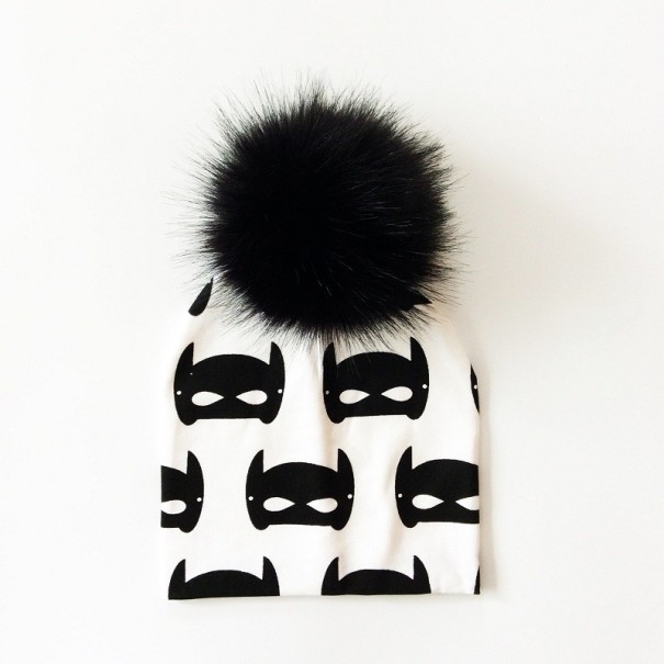 Gorro infantil Stacey con pompón peludo 12