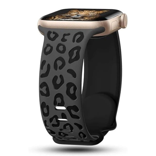 Gravírovaný řemínek 42 mm 44 mm 45 mm 49 mm pro Apple Watch řady 1–9 SE SE2 Ultra Silikonový pásek s leopardím vzorem Nastavitelná velikost Prémiový silikon černá
