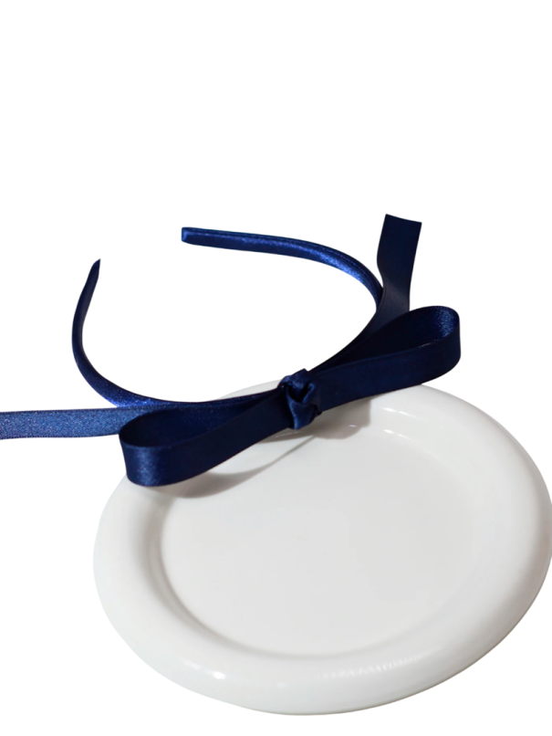 Haarband met smalle strik en lange linten Universele maat Elegante romantische haarband Feestelijke haaraccessoire blauw