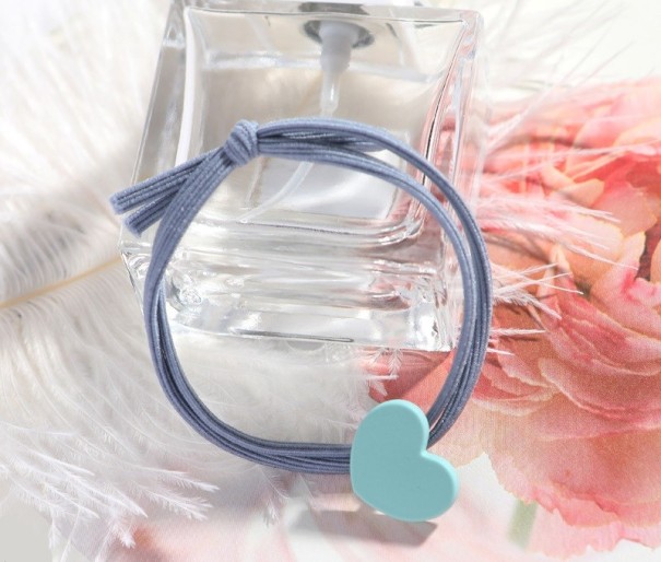 Haarelastiekje met hartje blauw