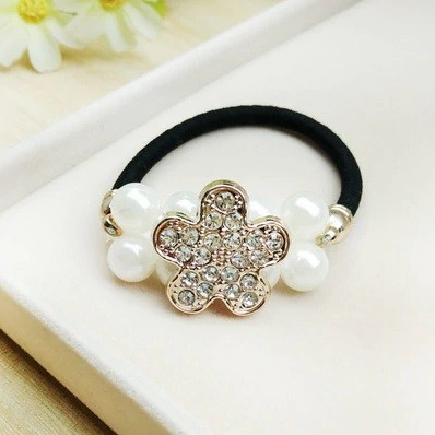 Hair Tie with Pearls and Decorations 6