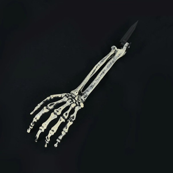 Halloween Havedekoration Udendørs Halloween Rekvisit Skelet Arm Græsplænedekoration Skelet Menneskearm Skelet Hånd Stikker Ud af Græsplænen 46,5 x 10 cm 1