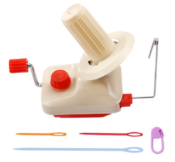 Hand Yarn Winder Tool for Winding Wool Device for Making Yarn Balls Portable Yarn Winder for Knitting Yarn Winding Machine 12 x 10.5 cm 1