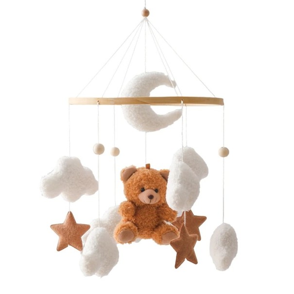 Hängekarussell über dem Kinderbett 45 x 25 cm Schlafender Teddybär auf dem Mond, Filzsterne, Wolken und Kugeln, Holzkreis und Perlen braun