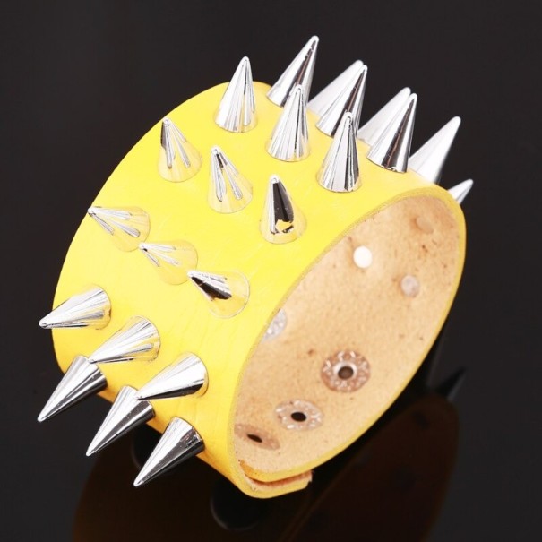 Herre læderarmbånd med pigge H331 gul