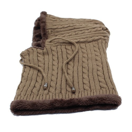 Herre vinterhue med halsvarmer beige