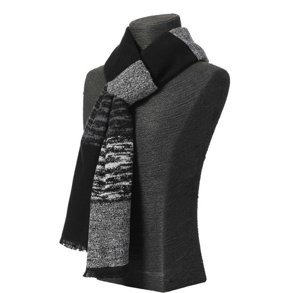 Herrscarf med mönster