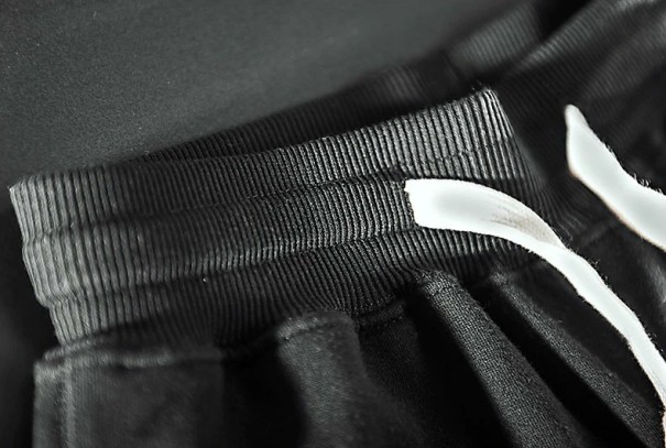 Herrshorts med kinesisk karaktär