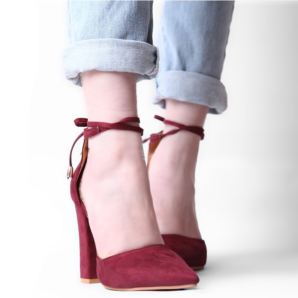 Högklackade pumps för kvinnor J1126