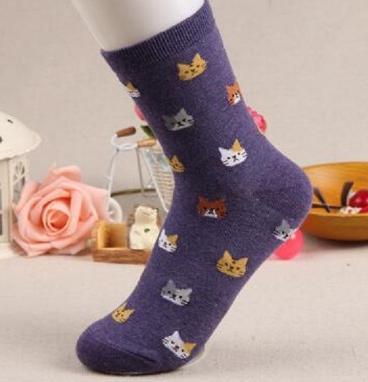 Hohe Damensocken mit Katzen lila