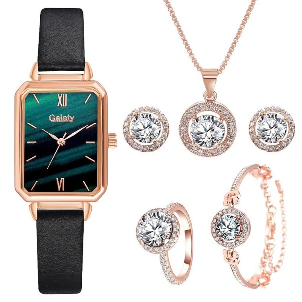 Horloge en sieradenset 1