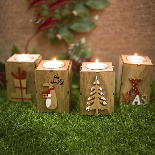 Houten kerstkandelaar