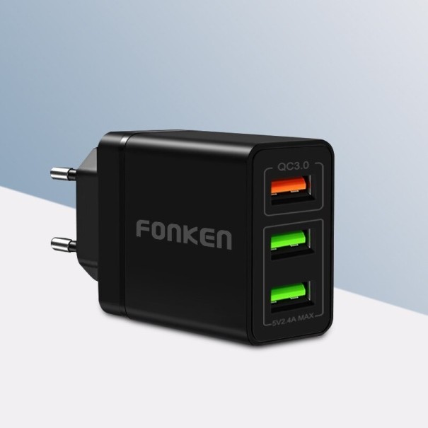 Hurtigopladningsadapter med 3 USB-porte K772 sort