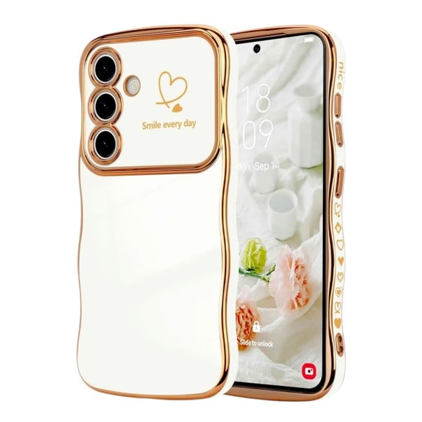 Husă pentru telefon cu margine ondulată aurie Samsung Galaxy A56 Inimioare pe marginea laterală Rezistentă Protecție pentru cameră 3,5 mm alb