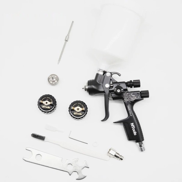 HVLP Spritzpistole mit 600CC Behälter 1,3 1,7 mm pneumatisch schwarz für Autolackierung Lackreparatur Werkstatt Service