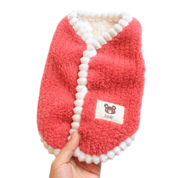Îmbrăcăminte de iarnă pentru câini, mărimea XL, 4–5 kg, 45 cm circumferința pieptului, 35 cm lungimea spatelui. Vestă colorată călduroasă cu margini albe. Îmbrăcăminte de iarnă confortabilă pentru câini mici. roșu