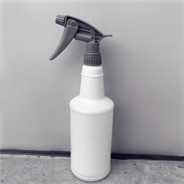 Industrispruta 750 ml grå