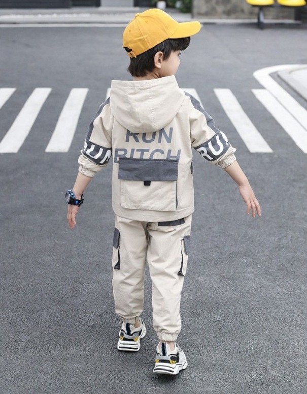 Jacke und Hose für Jungen L1639 beige 8