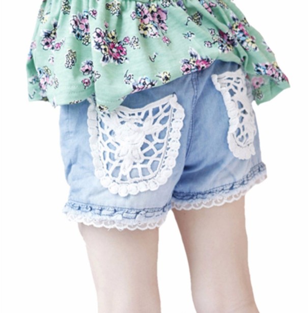 Jeansshorts för flickor med spets 4