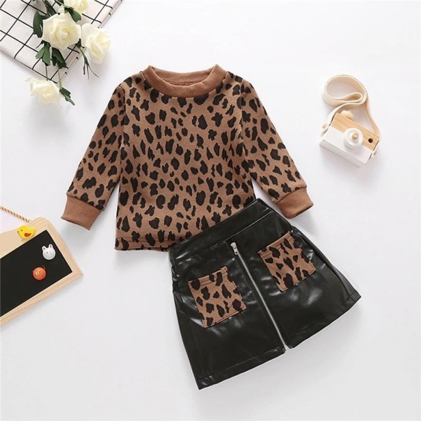 Jersey y falda de cuero para niña L1439 4